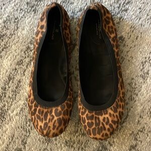 Bandolino leopard print flats